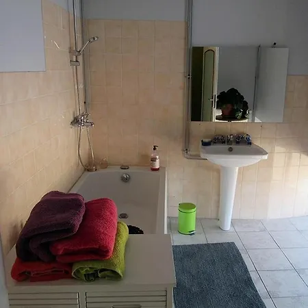 Prázdninový dům Sejour Paisible Dans La Campagne De Mont-l'etroit, Proche De Sites Historiques - Fr-1-584-381 Mont-l'Etroit