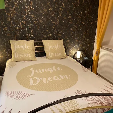 Prázdninový dům Sejour Paisible Dans La Campagne De Mont-l'etroit, Proche De Sites Historiques - Fr-1-584-381 *