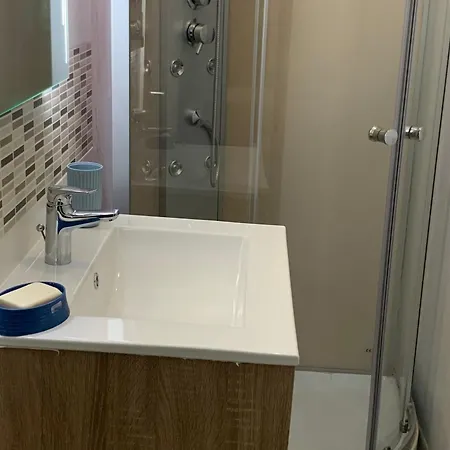 Sejour Paisible Dans La Campagne De Mont-l'etroit, Proche De Sites Historiques - Fr-1-584-381 Prázdninový dům