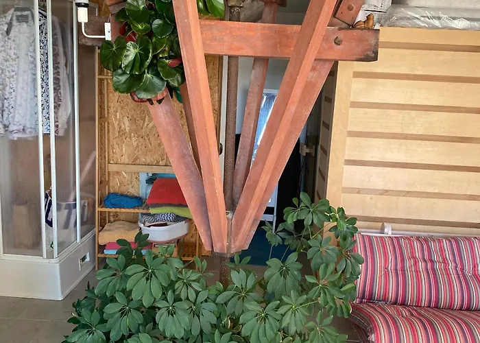 Holiday home Sejour Paisible Dans La Campagne De Mont-l'etroit, Proche De Sites Historiques - Fr-1-584-381 *